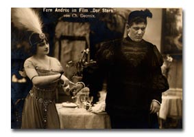 Bessie Shaw (Fern Andra) und ?