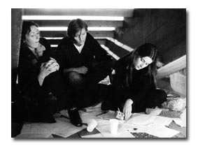 Johanna Sophia als Annemarie, Angelika Rommel als Anni und Karin Mumm als Sonja