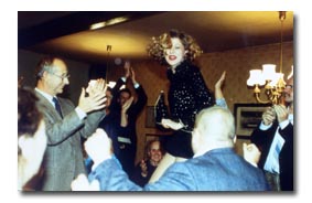 Szene aus "Apfelb�ume"