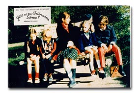 Die Mutter (Dominique Reymond) und ihre Kinder