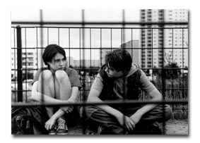 Sabine (Jana Pallaske) und Eddi (Frank Droese)