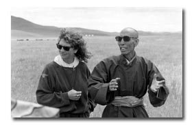 Ulrike Ottinger bei den Dreharbeiten zu "Johanna D'Arc of Mongolia"